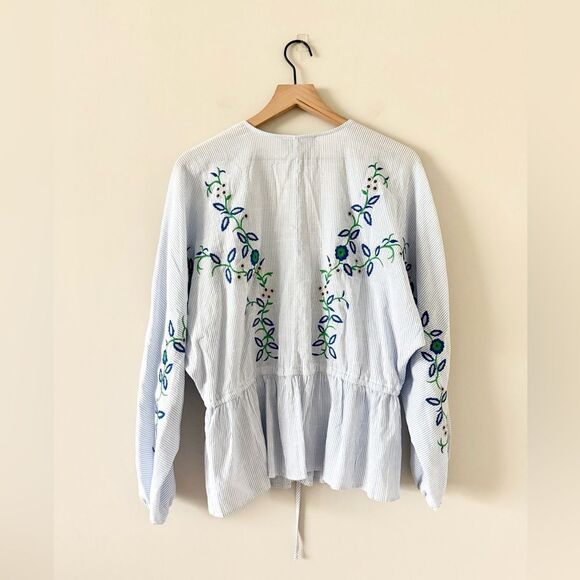 Karen Kane Boho Blouse in Blue & White Stripe with Embroidery Detail - Size L - Picture 5 of 7